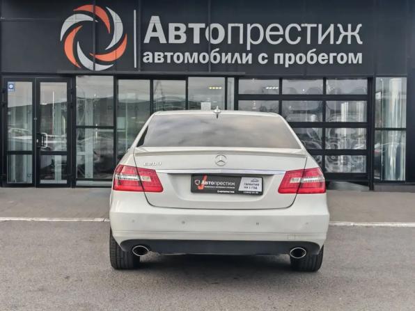 Mercedes-Benz E-Класс IV (W212 S212 C207) с пробегом 2009 года, цена 1 670 000 рублей, 172629 км, седан, Автокод Объявления
