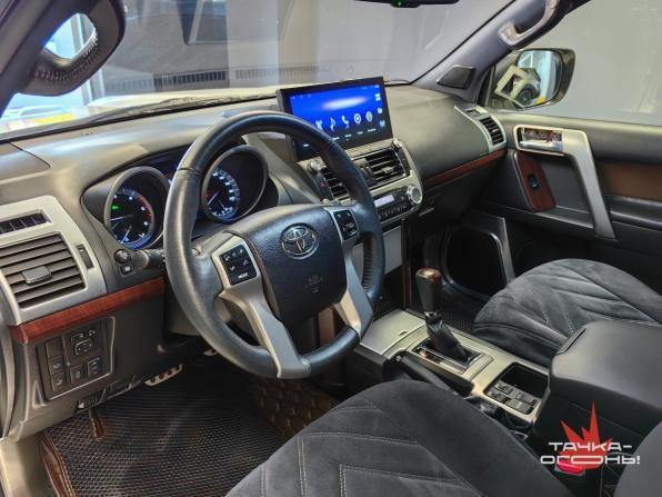 Toyota Land Cruiser Prado 150 Series Рестайлинг 1 с пробегом 2015 года, цена 3 600 000 рублей, 130000 км, внедорожник, Автокод Объявления