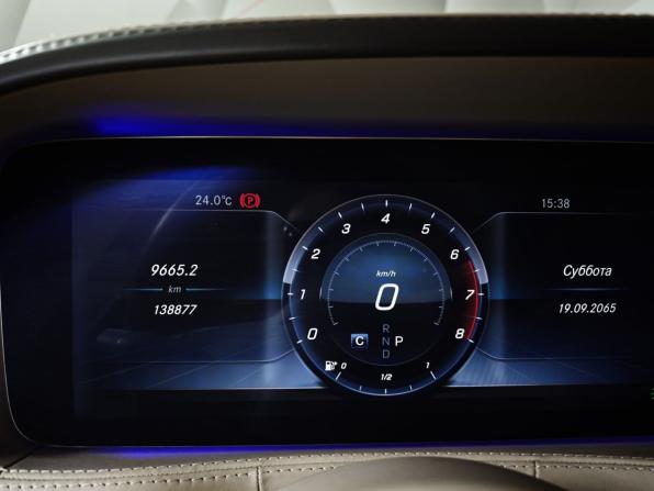 Mercedes-Benz Maybach S-Класс I (X222) Рестайлинг с пробегом 2017 года, цена 4 095 000 рублей, 138876 км, седан, Автокод Объявления
