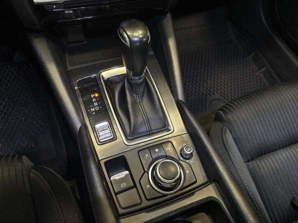 Mazda 6 III (GJ) Рестайлинг с пробегом 2015 года, цена 1 499 000 рублей, 220000 км, седан, Автокод Объявления