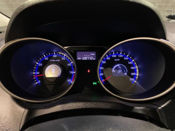 Hyundai ix35 I Рестайлинг с пробегом 2014 года, цена 1 549 000 рублей, 128772 км, внедорожник, Автокод Объявления