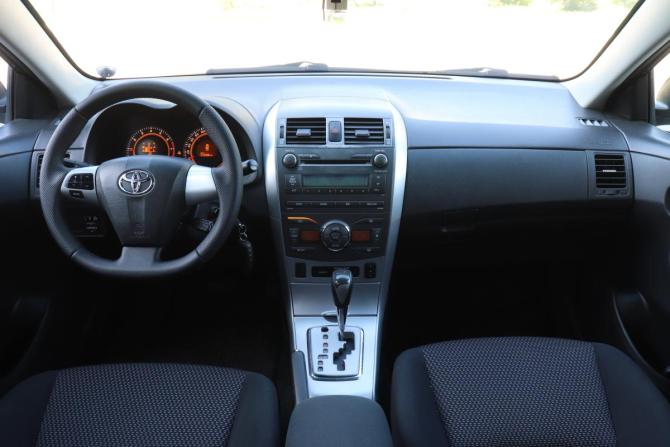 Toyota Corolla X (E140 E150) Рестайлинг с пробегом 2010 года, цена 786 000 рублей, 212846 км, седан, Автокод Объявления