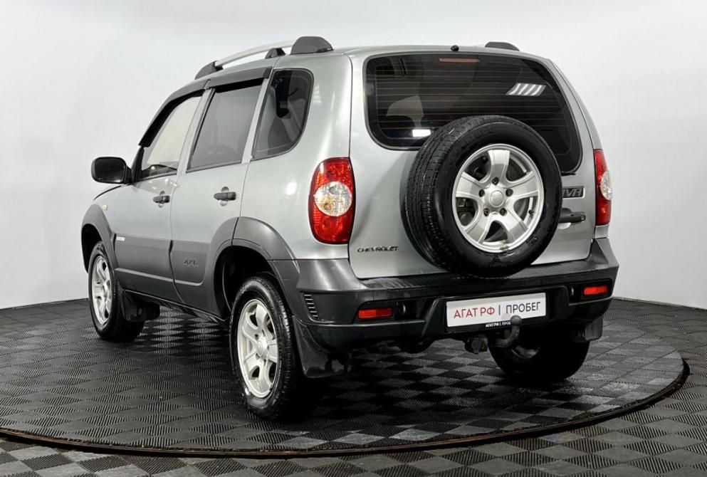 Chevrolet Niva I Рестайлинг Нижний Новгород  - изображение 8