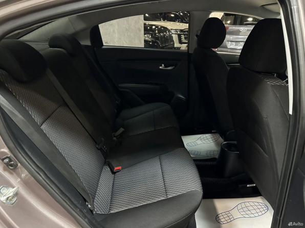 Kia Rio IV с пробегом 2019 года, цена 1 355 000 рублей, 72679 км, седан, Автокод Объявления