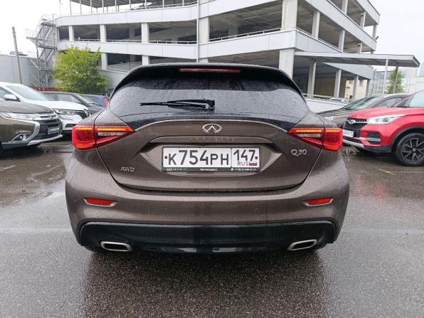 Infiniti Q30 с пробегом 2016 года, цена 1 699 000 рублей, 93427 км, хэтчбек, Автокод Объявления