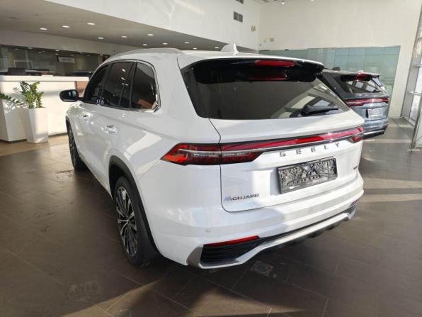 Новый Geely Monjaro I 2026 года, цена 4 954 990 рублей, внедорожник, Автокод Объявления