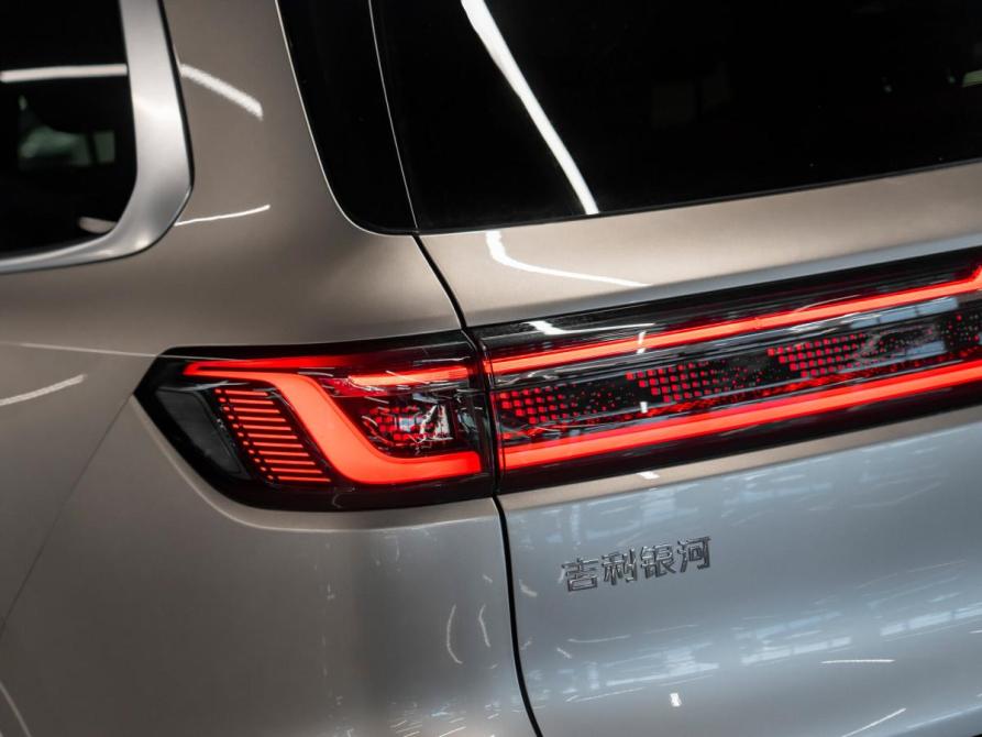 Geely Galaxy M9 Москва  - изображение 37