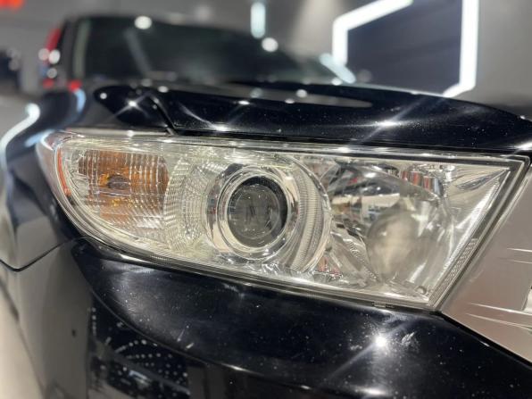 Toyota Highlander II (XU40) Рестайлинг с пробегом 2010 года, цена 2 013 000 рублей, 277000 км, внедорожник, Автокод Объявления
