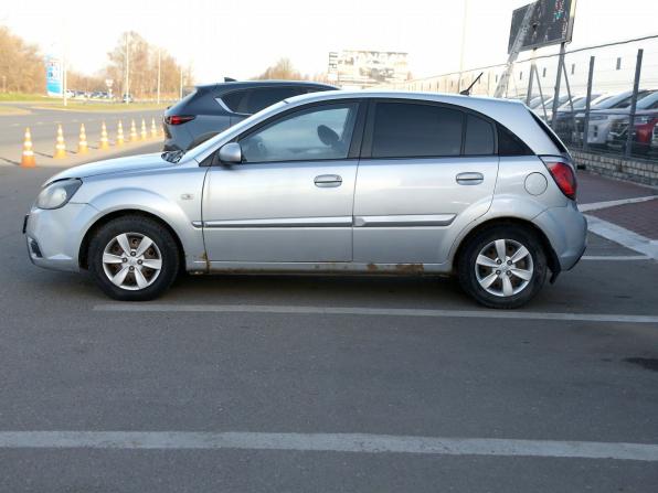Kia Rio II Рестайлинг с пробегом 2011 года, цена 350 000 рублей, 183000 км, хэтчбек, Автокод Объявления