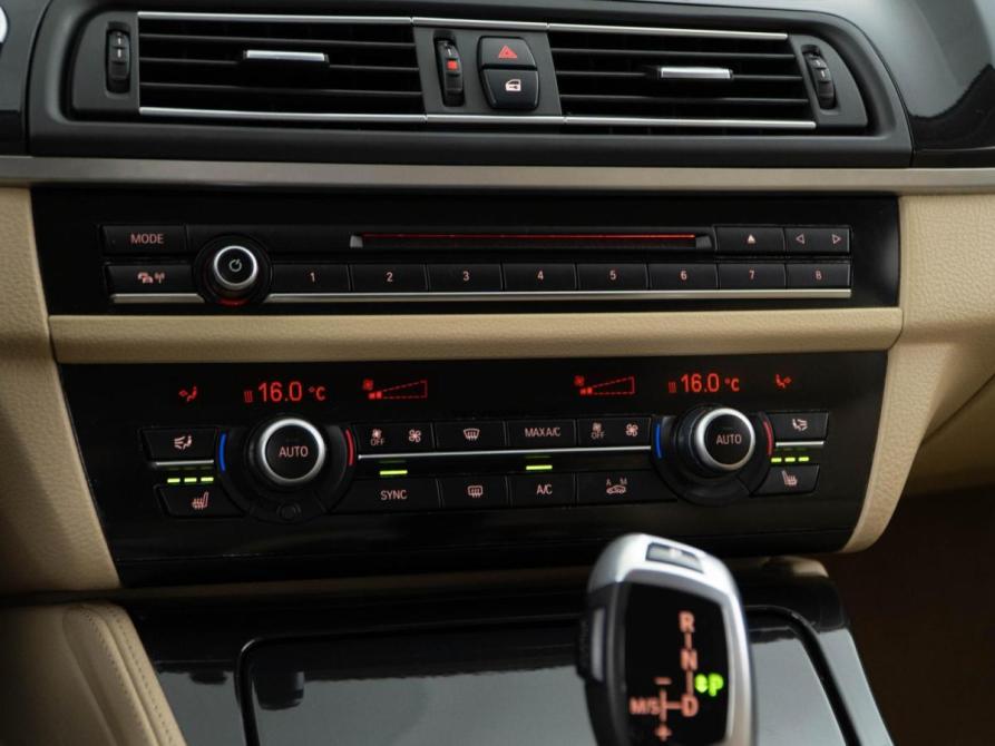 BMW 5 серии VI (F10/F11/F07) Рестайлинг Москва  - изображение 15