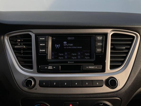 Hyundai Solaris II с пробегом 2019 года, цена 1 499 000 рублей, 74788 км, седан, Автокод Объявления