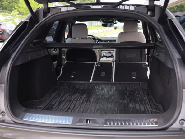 Land Rover Range Rover Velar I с пробегом 2017 года, цена 3 613 500 рублей, 80830 км, внедорожник, Автокод Объявления