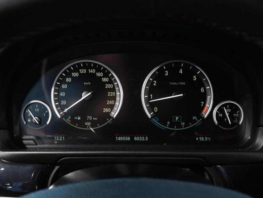BMW 5 серии VI (F10/F11/F07) Рестайлинг Тверь  - изображение 17