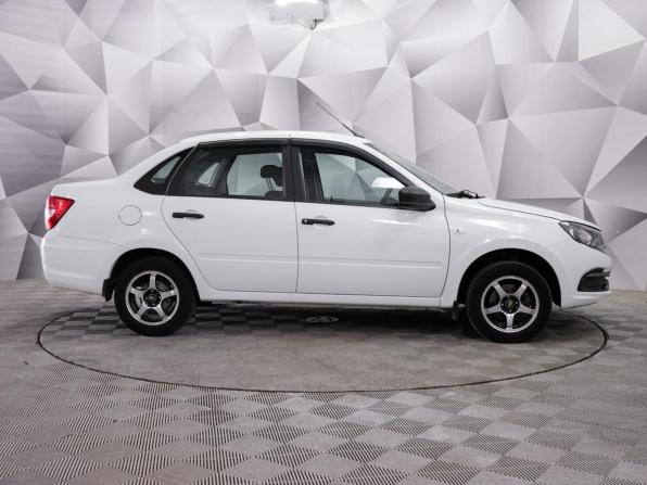 Lada (ВАЗ) Granta I Рестайлинг с пробегом 2022 года, цена 711 000 рублей, 88614 км, седан, Автокод Объявления