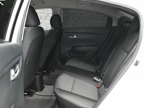 Kia Rio IV Рестайлинг с пробегом 2021 года, цена 1 860 000 рублей, 102267 км, седан, Автокод Объявления