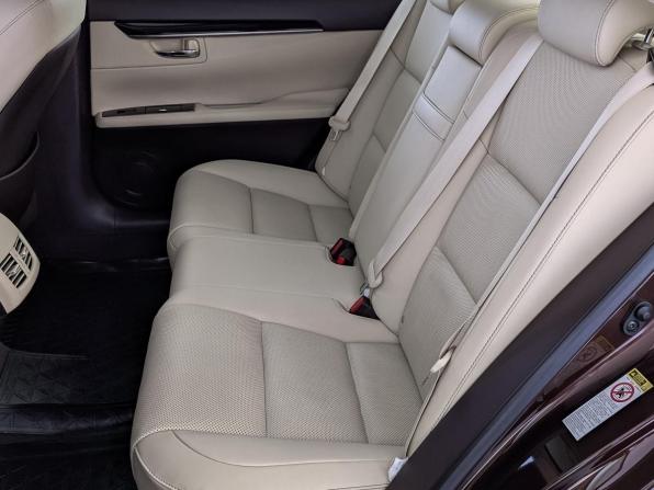 Lexus ES VI Рестайлинг с пробегом 2016 года, цена 2 820 000 рублей, 63533 км, седан, Автокод Объявления