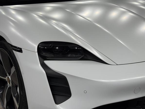 Porsche Taycan I с пробегом 2021 года, цена 12 990 000 рублей, 5680 км, седан, Автокод Объявления