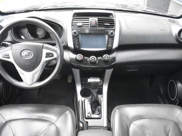Lifan X60 I Рестайлинг с пробегом 2016 года, цена 420 000 рублей, 157665 км, внедорожник, Автокод Объявления