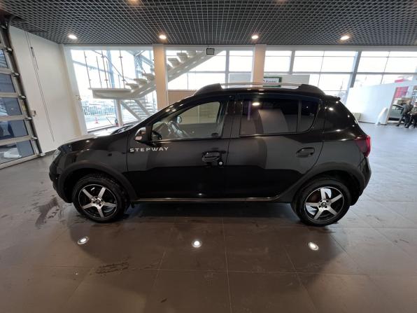 Renault Sandero II с пробегом 2016 года, цена 1 200 000 рублей, 80748 км, хэтчбек, Автокод Объявления