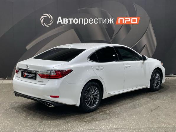 Lexus ES VI Рестайлинг с пробегом 2017 года, цена 2 490 000 рублей, 132973 км, седан, Автокод Объявления