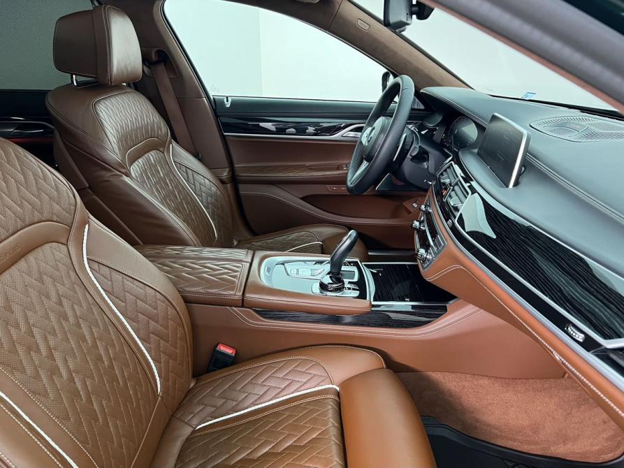 BMW 7 серии VI (G11/G12) Рестайлинг Москва  - изображение 9