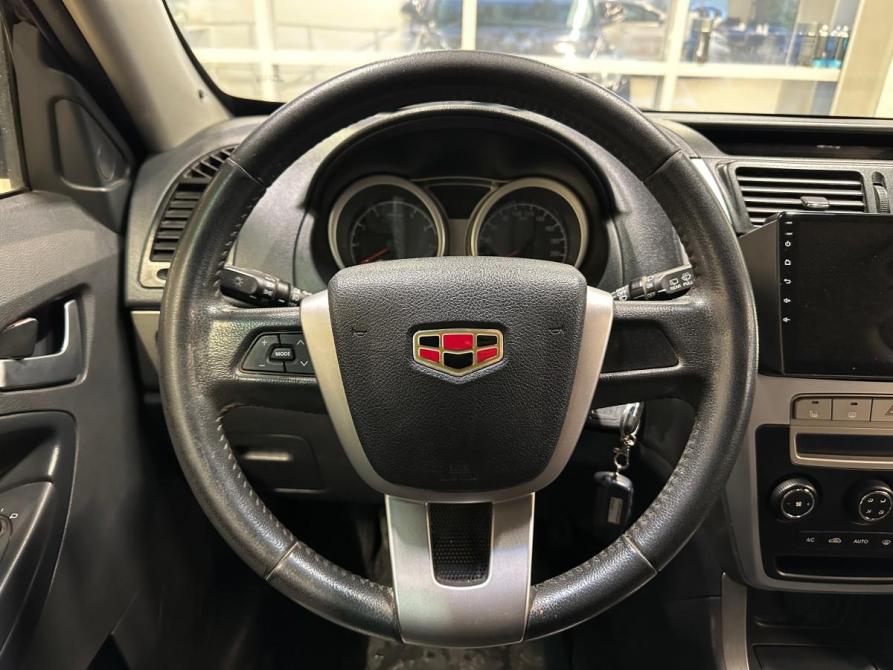 Geely Emgrand X7 I Волгоград  - изображение 7