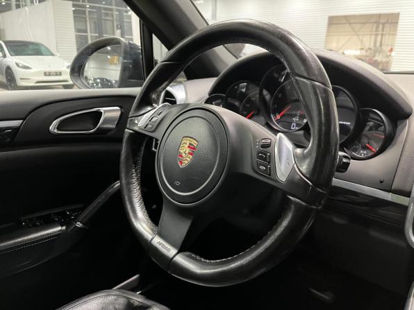 Porsche Cayenne II (958) с пробегом 2012 года, цена 2 340 000 рублей, 198000 км, внедорожник, Автокод Объявления