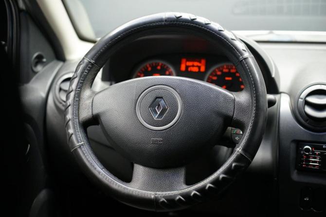 Renault Duster I с пробегом 2013 года, цена 863 000 рублей, 332650 км, внедорожник, Автокод Объявления