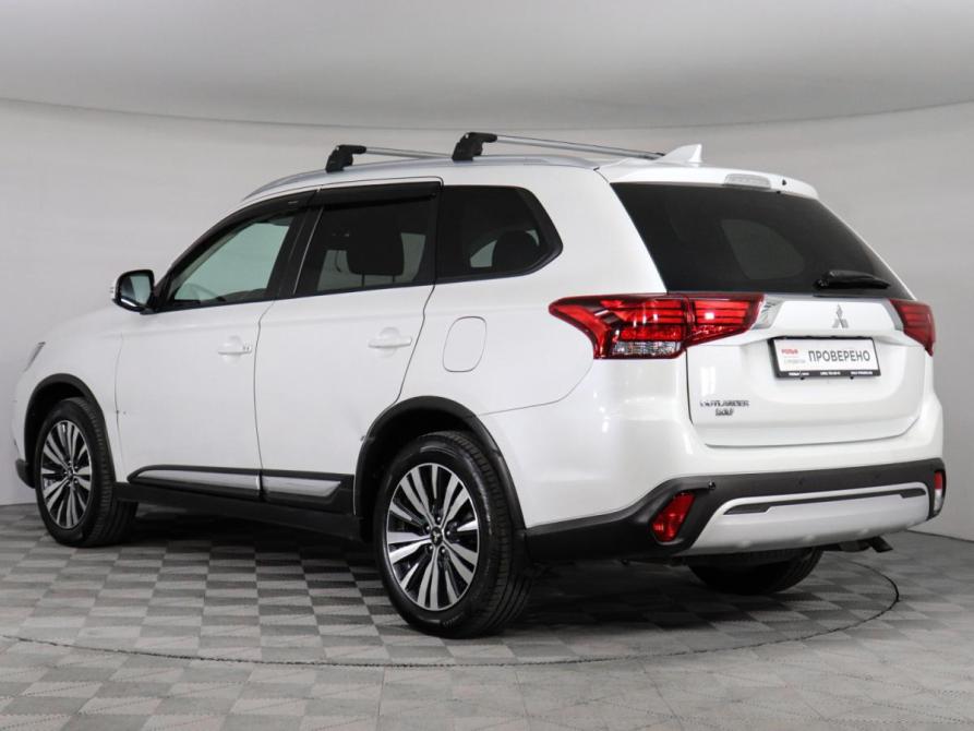 Mitsubishi Outlander III Рестайлинг 3 Химки  - изображение 3