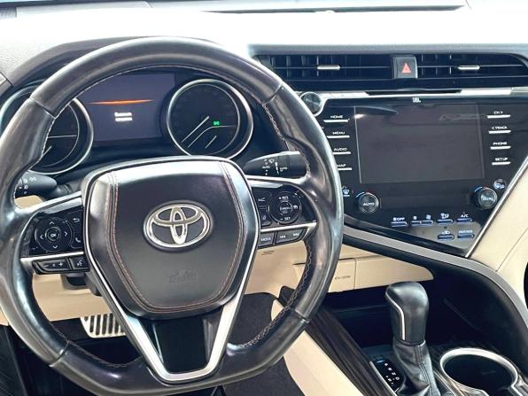 Toyota Camry VIII (XV70) с пробегом 2019 года, цена 2 790 000 рублей, 136002 км, седан, Автокод Объявления