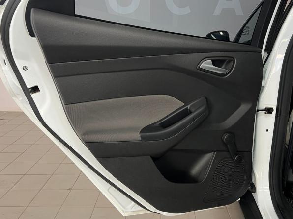 Ford Focus III с пробегом 2011 года, цена 680 000 рублей, 183014 км, седан, Автокод Объявления
