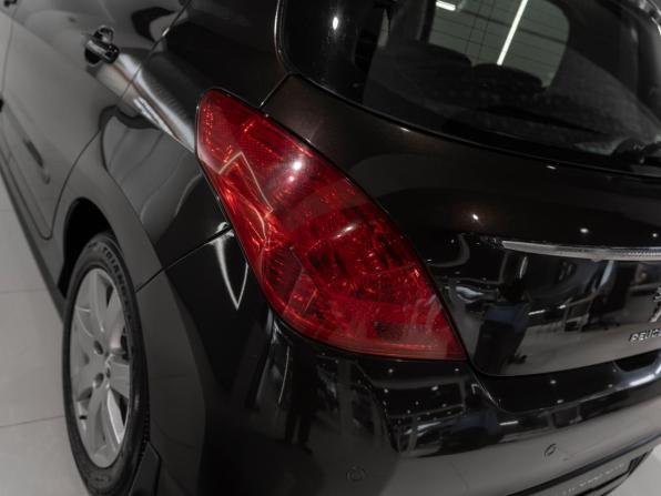 Peugeot 308 I Рестайлинг с пробегом 2011 года, цена 645 000 рублей, 127141 км, хэтчбек, Автокод Объявления