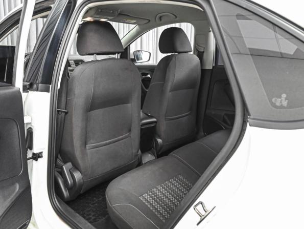 Volkswagen Polo V Рестайлинг с пробегом 2018 года, цена 1 149 000 рублей, 210687 км, седан, Автокод Объявления