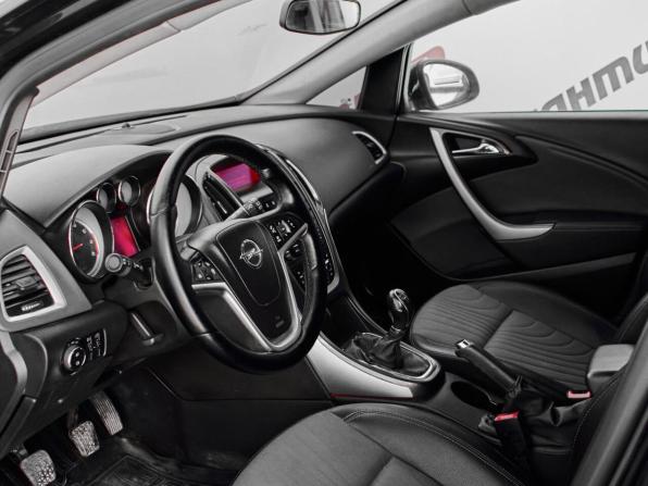 Opel Astra J Рестайлинг с пробегом 2013 года, цена 650 000 рублей, 177722 км, хэтчбек, Автокод Объявления