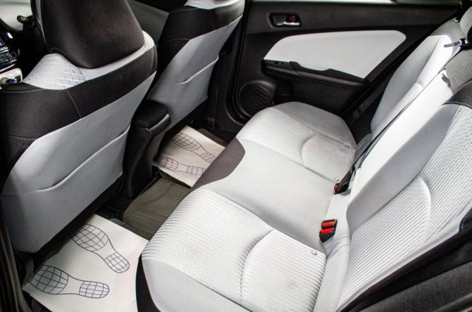 Toyota Prius IV (XW50) с пробегом 2018 года, цена 1 999 000 рублей, 70891 км, лифтбек, Автокод Объявления