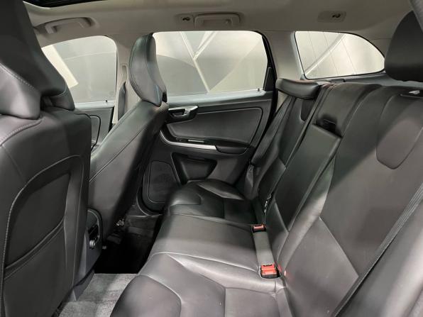 Volvo XC60 I Рестайлинг с пробегом 2017 года, цена 2 449 000 рублей, 149720 км, внедорожник, Автокод Объявления