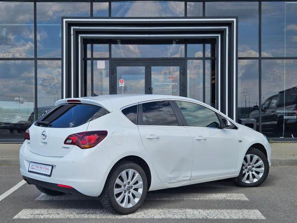 Opel Astra J с пробегом 2012 года, цена 520 000 рублей, 160500 км, хэтчбек, Автокод Объявления