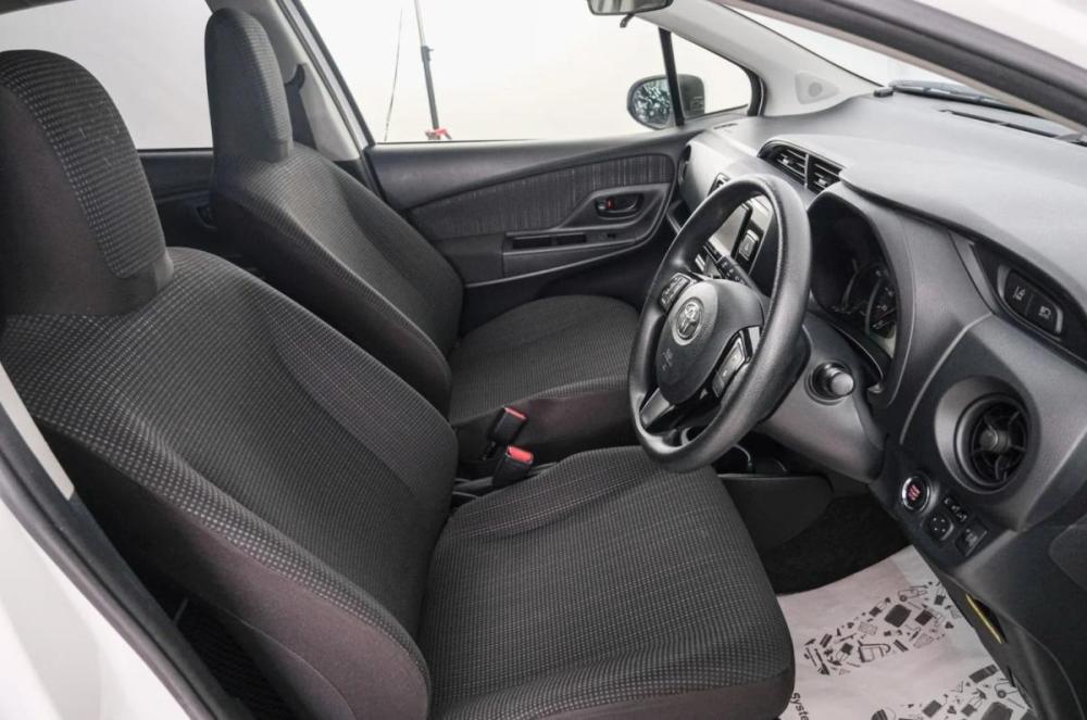 Toyota Vitz III (XP130) Рестайлинг 2 Красноярск  - изображение 8