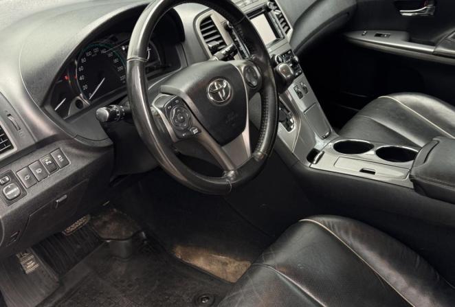 Toyota Venza I Рестайлинг с пробегом 2013 года, цена 2 100 000 рублей, 203416 км, внедорожник, Автокод Объявления