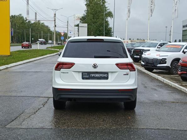 Volkswagen Tiguan II с пробегом 2017 года, цена 2 290 000 рублей, 152456 км, внедорожник, Автокод Объявления