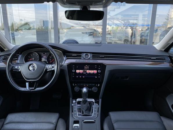 Volkswagen Passat B8 с пробегом 2019 года, цена 2 179 000 рублей, 138814 км, седан, Автокод Объявления