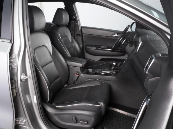 Kia Sportage IV Рестайлинг с пробегом 2020 года, цена 2 420 000 рублей, 140371 км, внедорожник, Автокод Объявления