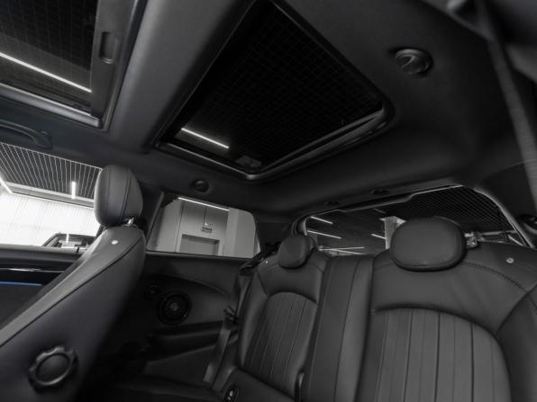 Mini Hatch III (F55/F56) Рестайлинг 2 с пробегом 2022 года, цена 3 860 000 рублей, 17160 км, хэтчбек, Автокод Объявления