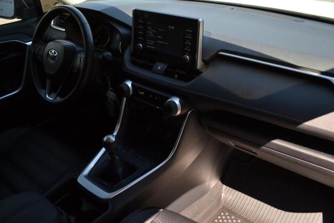 Toyota RAV4 V (XA50) с пробегом 2021 года, цена 3 190 000 рублей, 28739 км, внедорожник, Автокод Объявления