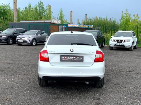 Skoda Rapid I с пробегом 2017 года, цена 1 254 200 рублей, 105894 км, лифтбек, Автокод Объявления