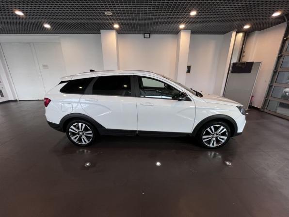 Lada (ВАЗ) Vesta I с пробегом 2021 года, цена 1 468 000 рублей, 56303 км, универсал, Автокод Объявления