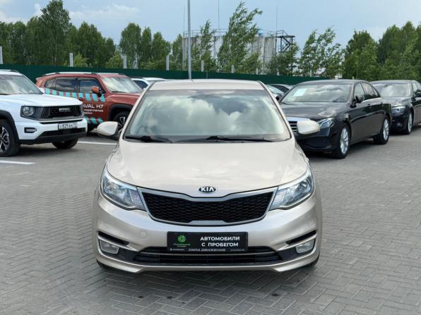Kia Rio III Рестайлинг с пробегом 2015 года, цена 900 000 рублей, 205761 км, седан, Автокод Объявления