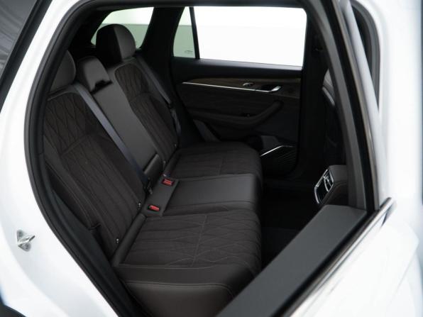 Geely Monjaro I Рестайлинг 2 с пробегом 2025 года, цена 4 123 434 рубля, 11 км, внедорожник, Автокод Объявления