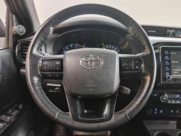Toyota Hilux VIII Рестайлинг 2 с пробегом 2020 года, цена 4 000 000 рублей, 272849 км, пикап, Автокод Объявления