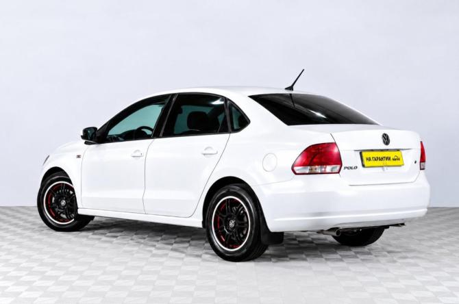 Volkswagen Polo V с пробегом 2014 года, цена 879 000 рублей, 266170 км, седан, Автокод Объявления